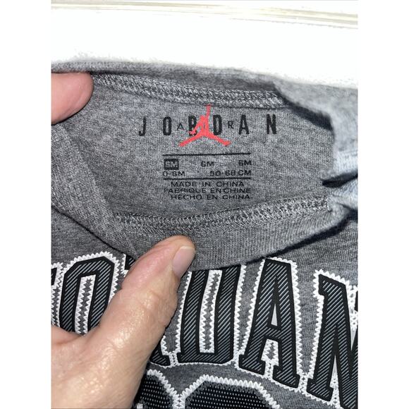 Michael Jordan 23 Baby Boy Romper One-Piece Heather Grey size 0-6 mo. Jumpman - Picture 3 of 7